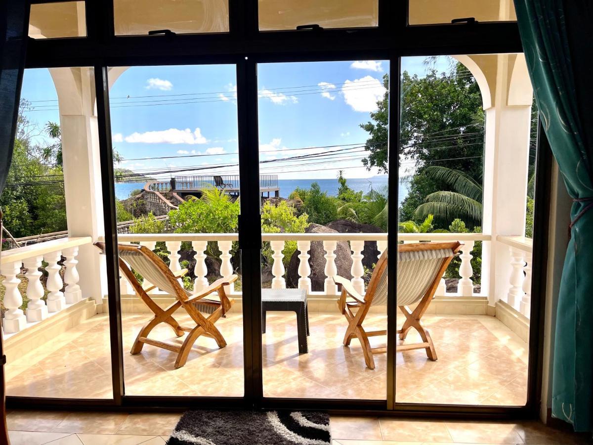Jardin Marron Lägenhet Baie Sainte Anne Exteriör bild